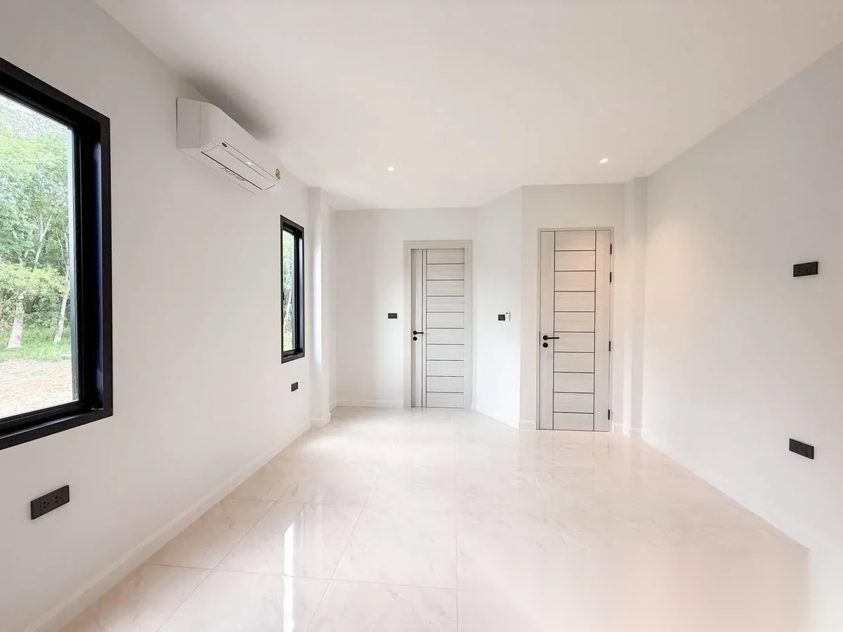 4 Bedroom Villa for sale · Pool View — photo 30