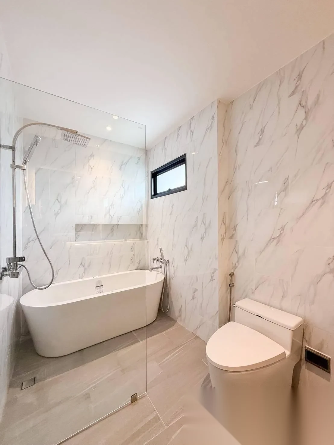 4 Bedroom Villa for sale · Pool View — photo 36