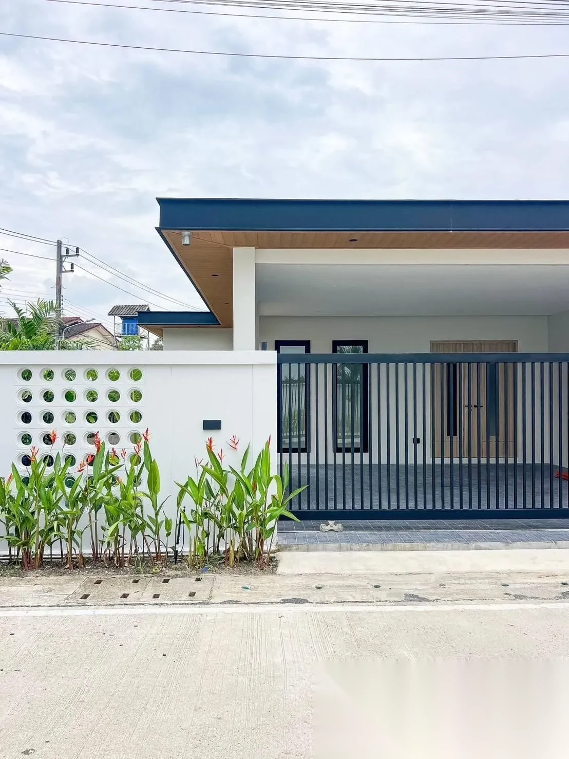 2 Bedroom Villa for sale · Pool View — photo 3