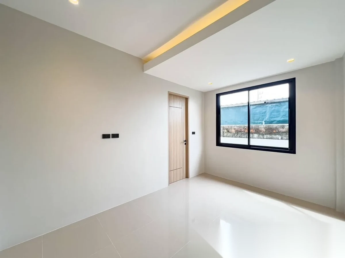 2 Bedroom Villa for sale · Pool View — photo 21