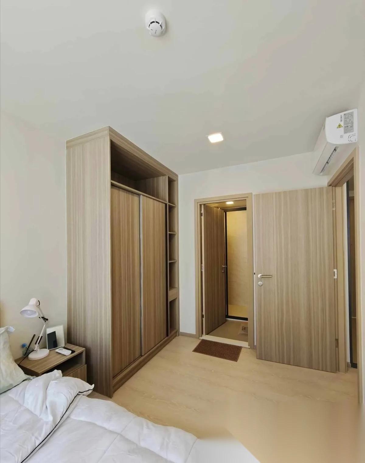 Апартаменты 1BR в ЖК The Base Rise · Вичит · Вид на бассейн — фото 6