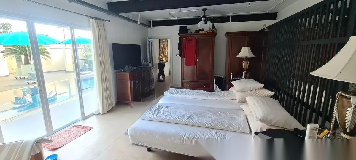 Вилла 3BR · Вид на бассейн — фото 17