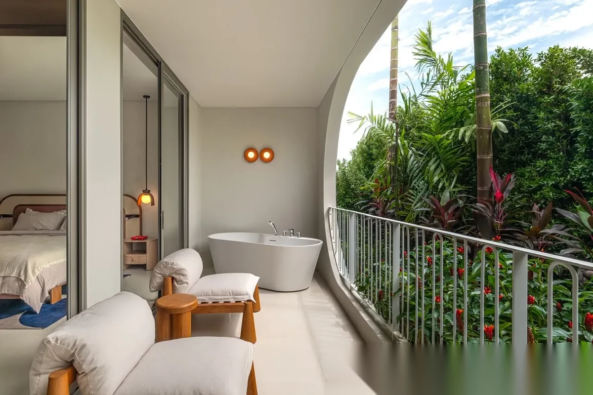 1 Bedroom Apartment for sale at The Standard Residences complex · Choeng Thale · Pool View — photo 4