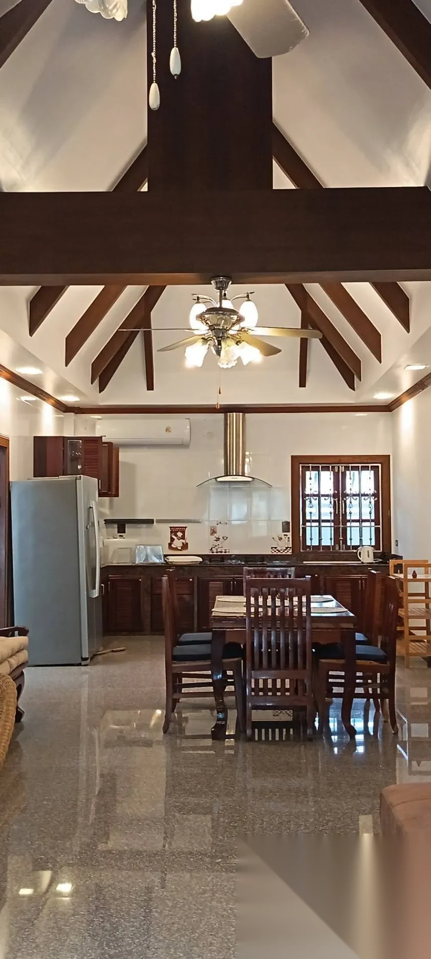 Дом 5BR в комплексе Spacious 5BR Private Pool Villa in Kathu · Кату · Вид на бассейн — фото 11