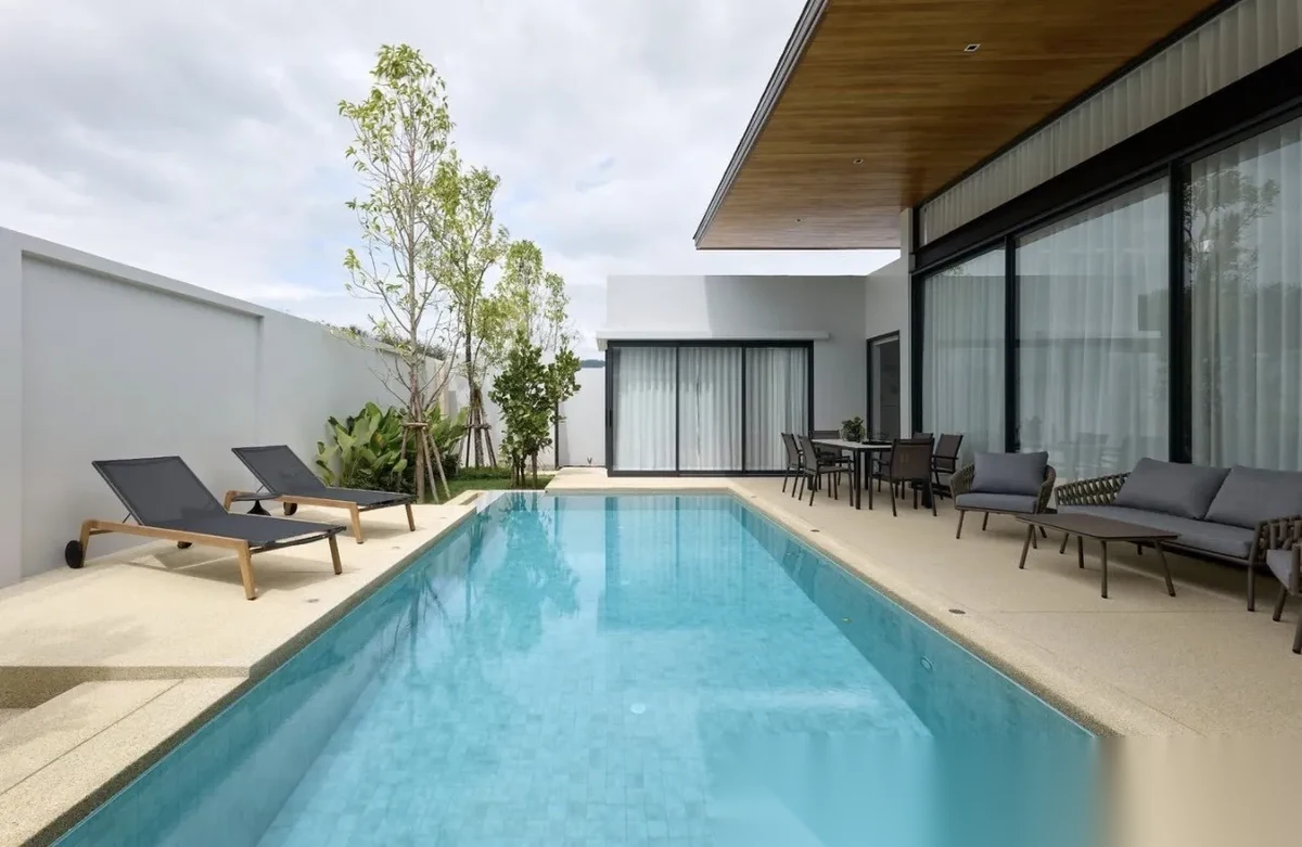 3 Bedroom Villa for sale at Botanica Pru Jampa complex · Thep Krasattri · Pool View — photo 2