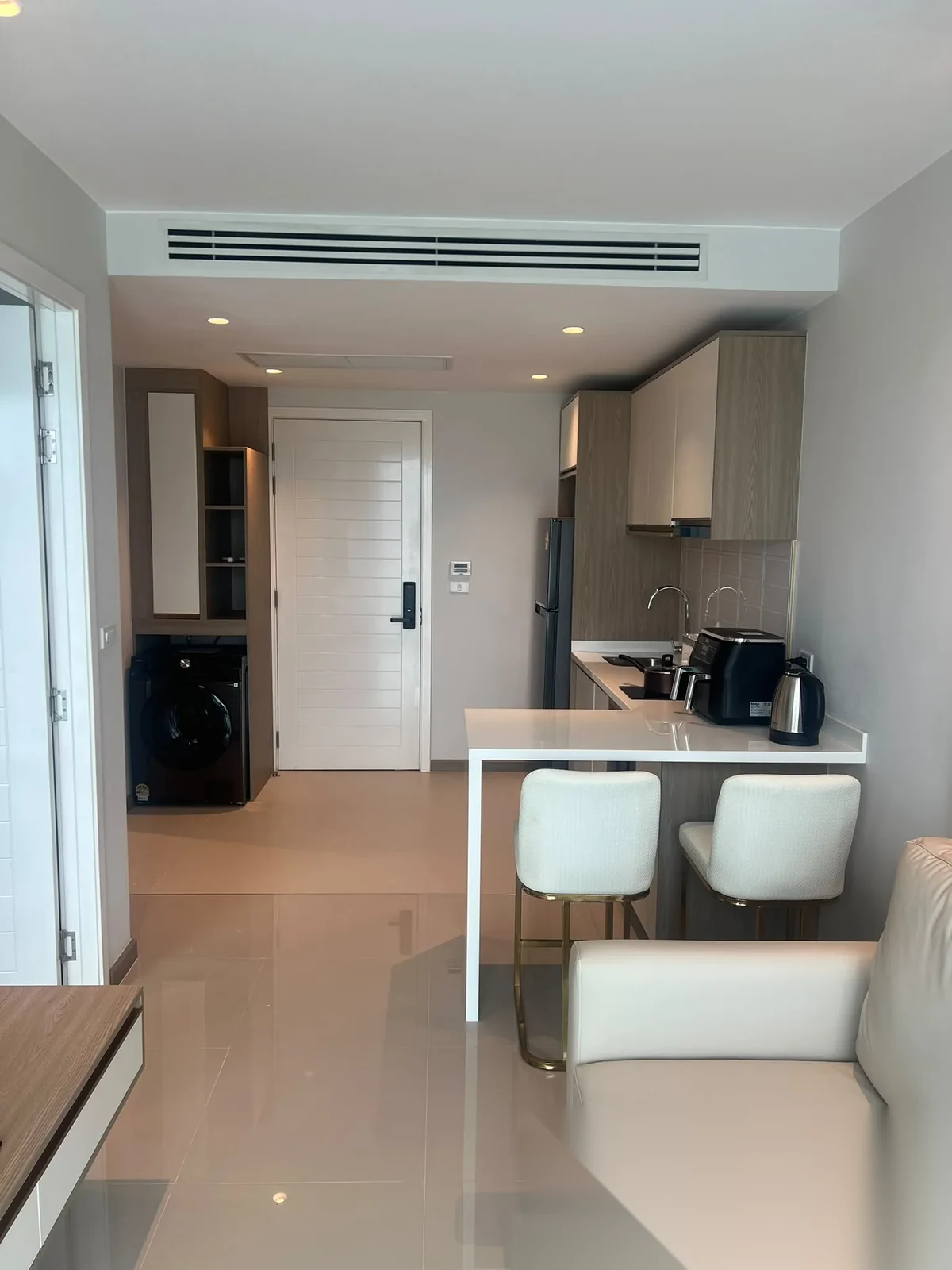 Апартаменты 1BR в ЖК The City Phuket · Кату · Выход к бассейну — фото 7