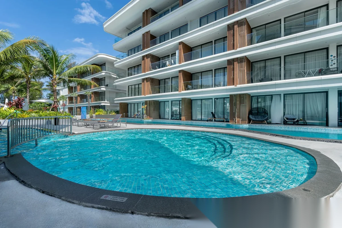 Studio Apartment for sale at Kora Beach Resort Phuket complex · Choeng Thale · Pool View — photo 19