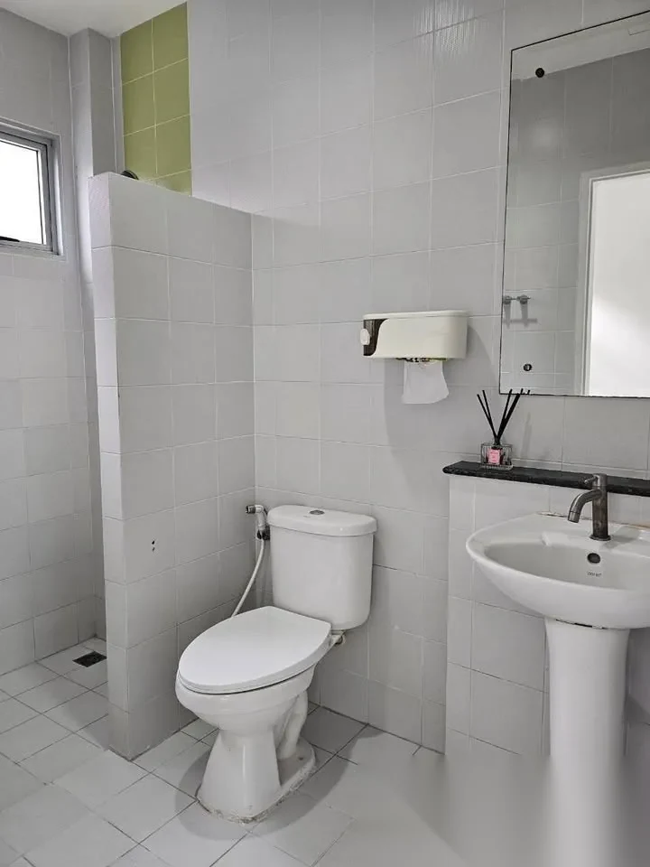 2 Bedroom House for rent at Baan Suan Neramit 5 complex · Si Sunthon — photo 2