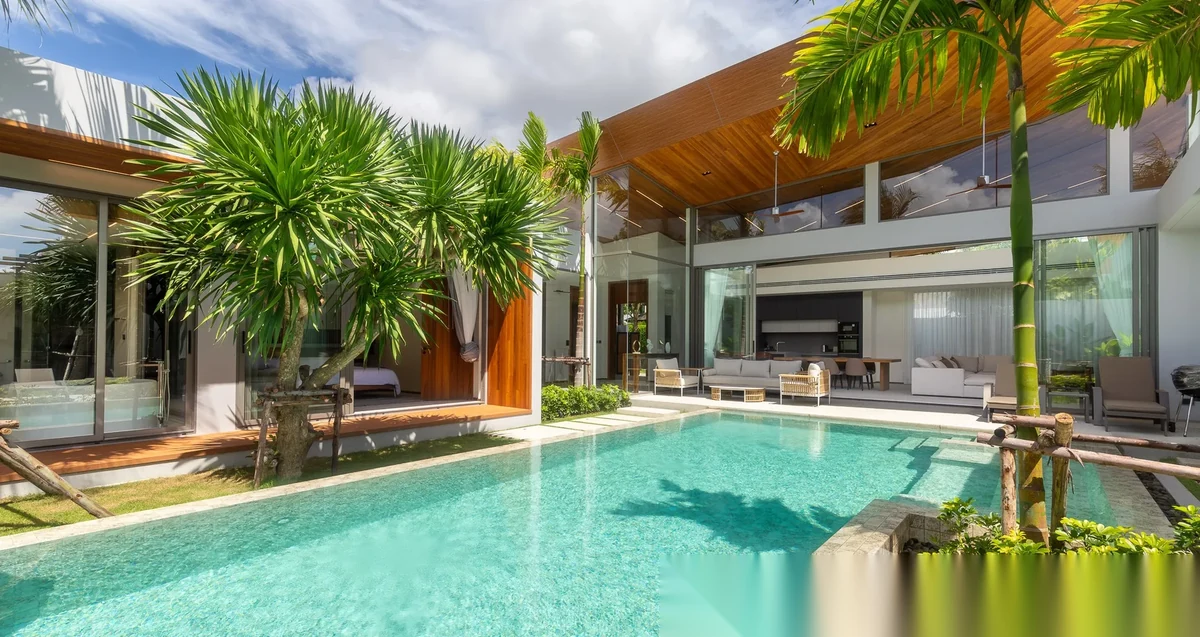 Вилла 3BR в комплексе Zenithy Luxe · Си Сунтон · Вид на бассейн — фото 2