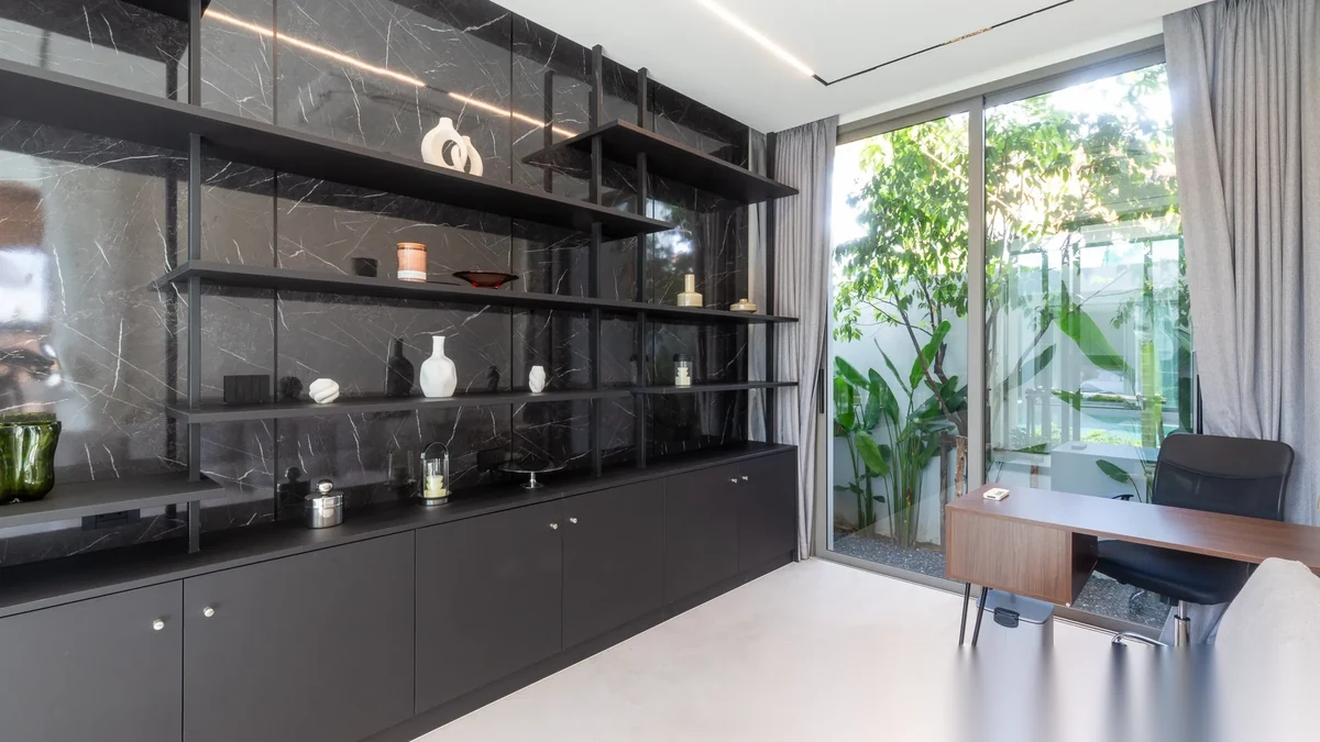 Вилла 3BR в комплексе Zenithy Luxe · Си Сунтон · Вид на бассейн — фото 10
