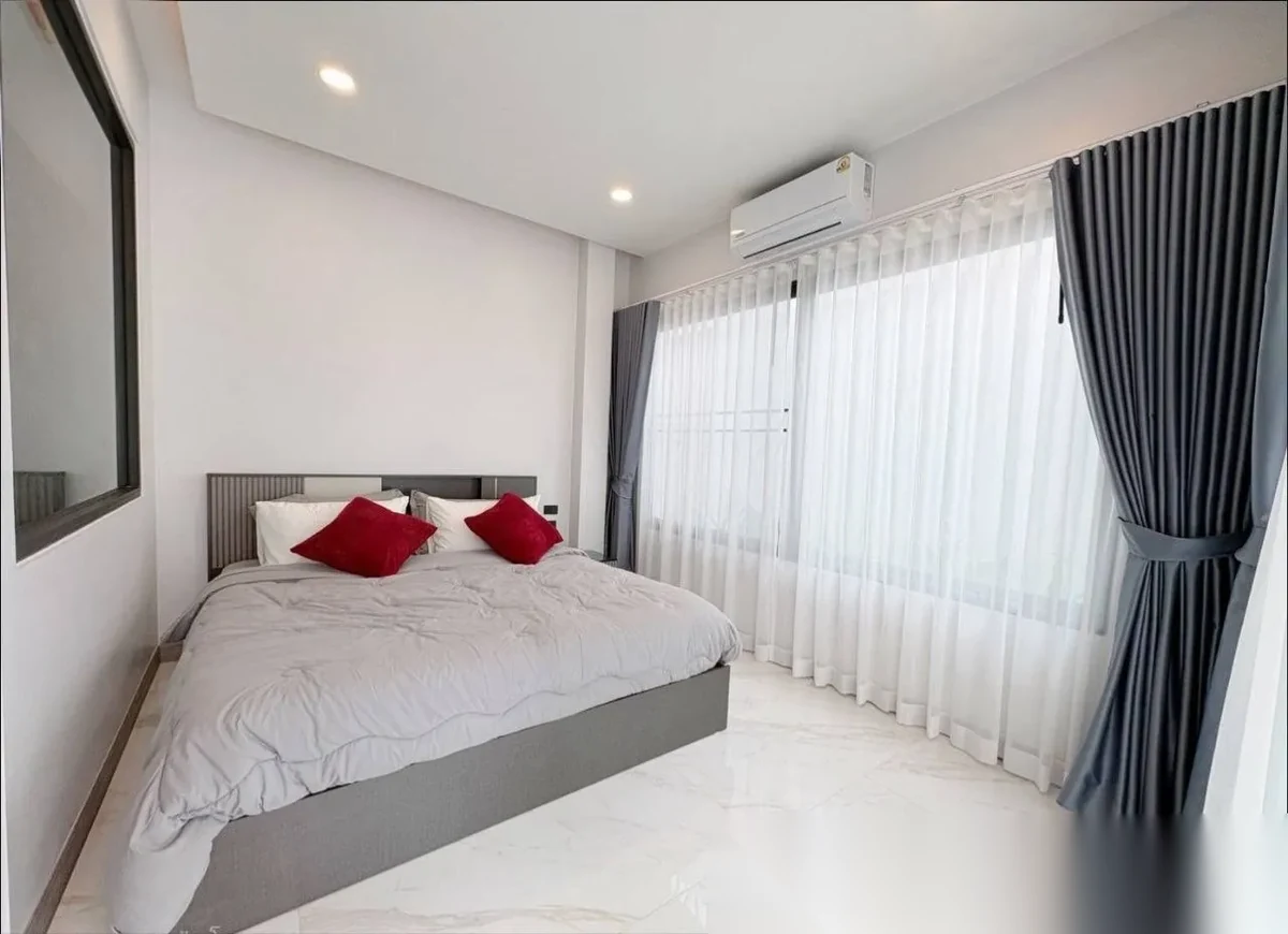 4 Bedroom Villa for rent · Chalong · Pool View — photo 4