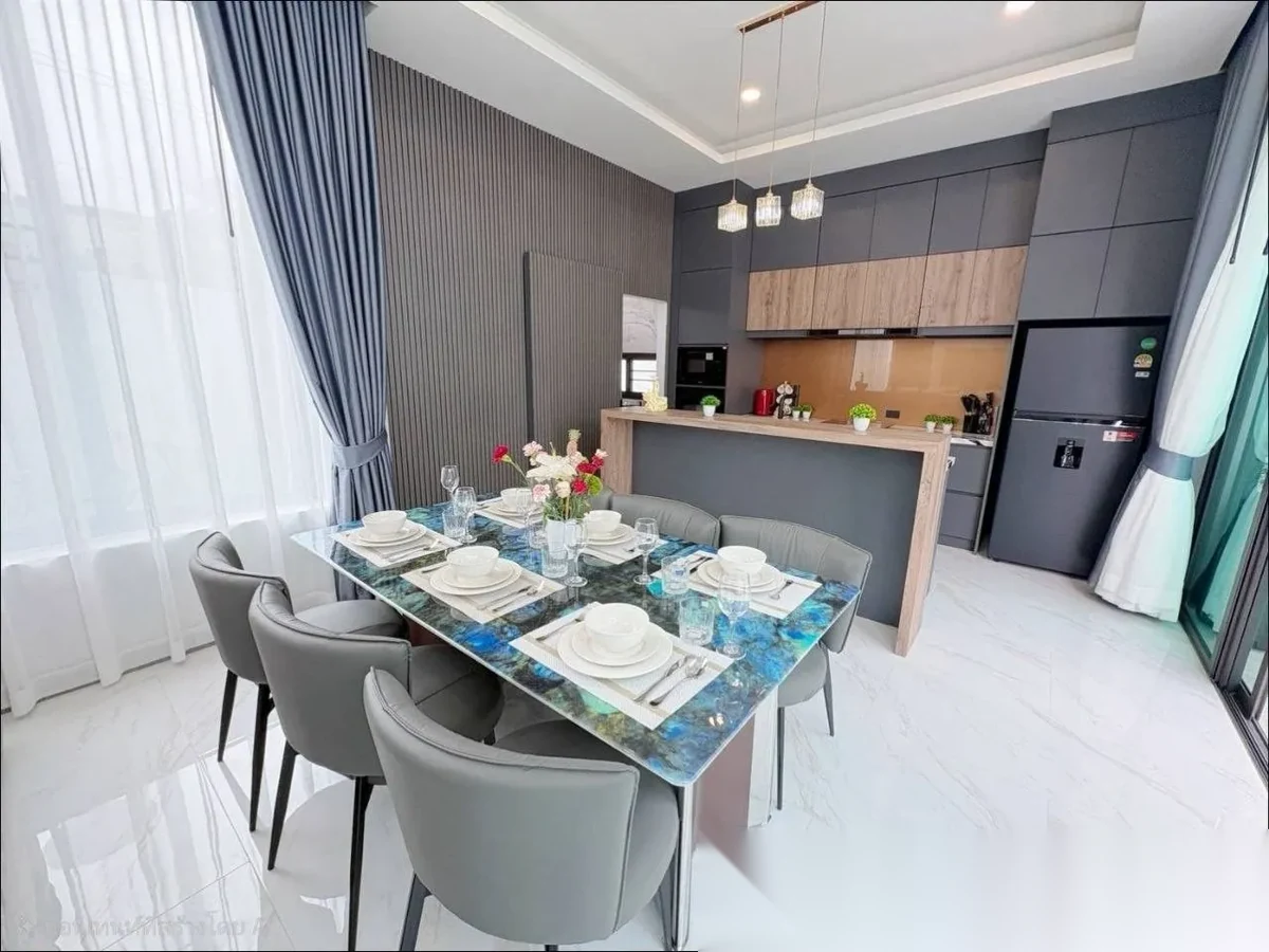 4 Bedroom Villa for rent · Chalong · Pool View — photo 9