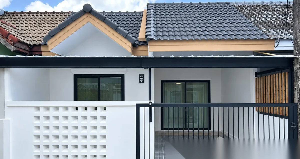 2 Bedroom Townhouse for sale