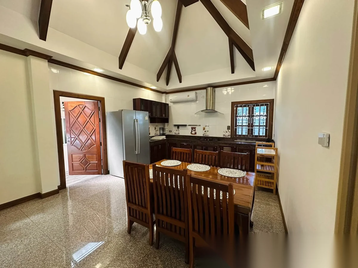 3 Bedroom Villa for rent · Kathu · Garden View — photo 8