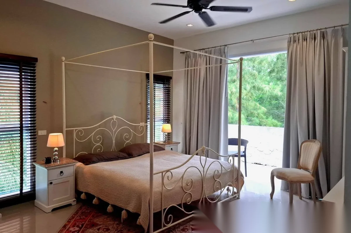 Вилла 3BR в комплексе Saiyuan Med Village · Раваи · Вид на бассейн — фото 7