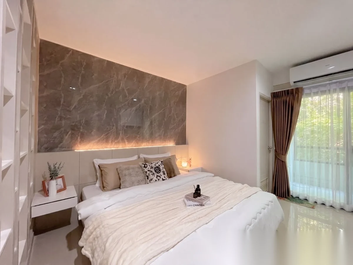 Studio Apartment for sale at Phanasons City Condominium complex · Wichit · Garden View — photo 2