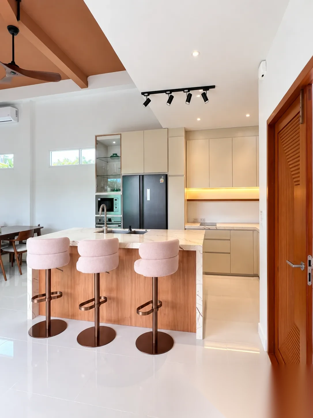3 Bedroom Villa for sale · Pool View — photo 5