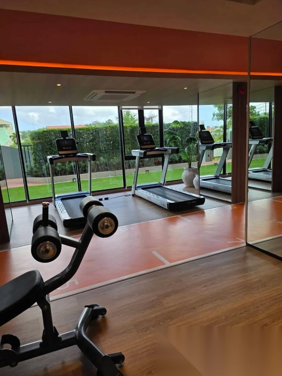 Studio Apartment for rent at THE BASE Bukit complex · Wichit · Pool Access — photo 12