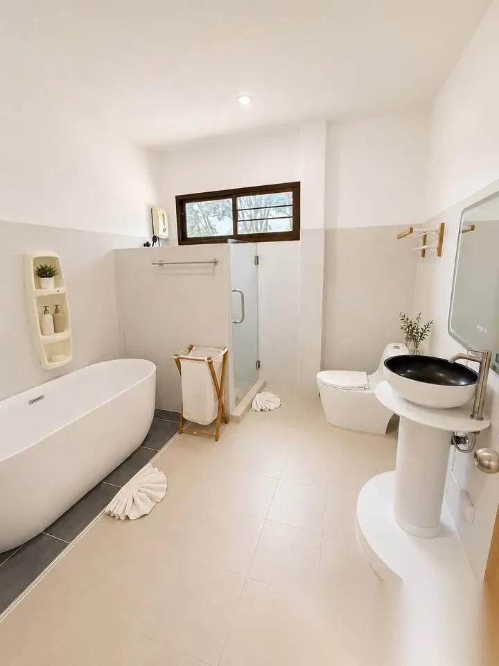 3 Bedroom Villa for rent · Si Sunthon · Pool View — photo 2