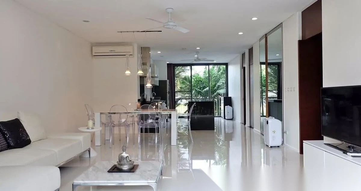 Апартаменты 2BR в ЖК Bangtao Beach Gardens · Чернг Тале / Bang Tao · Вид в сад