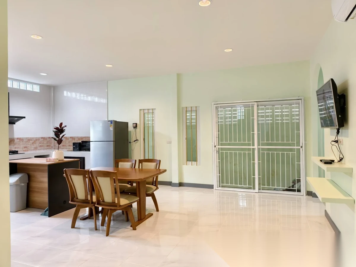 3 Bedroom House for rent · Si Sunthon — photo 2