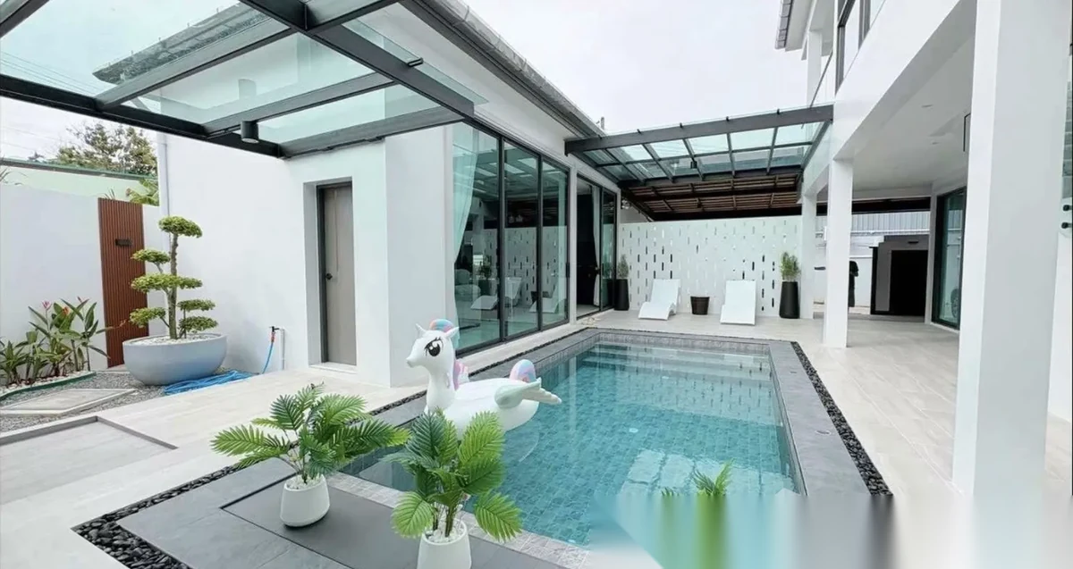 4 Bedroom Villa for rent · Chalong · Pool Access