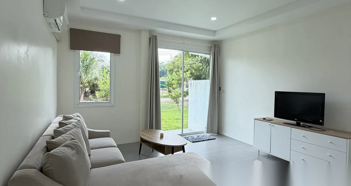 1 Bedroom House for rent · Si Sunthon · Garden View