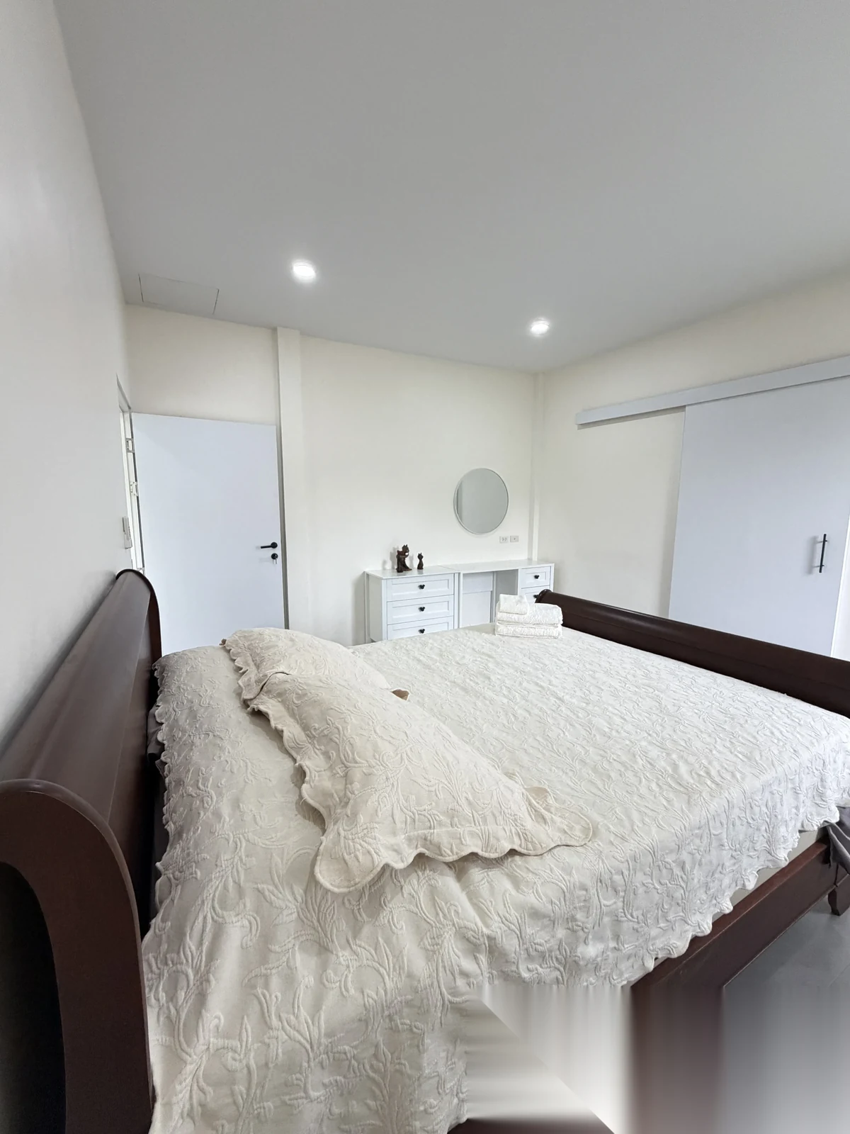 1 Bedroom House for rent · Si Sunthon · Garden View — photo 11