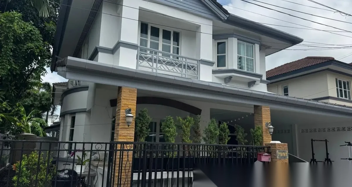 3 Bedroom House for rent at Land and Houses Park complex · Chalong · Garden View