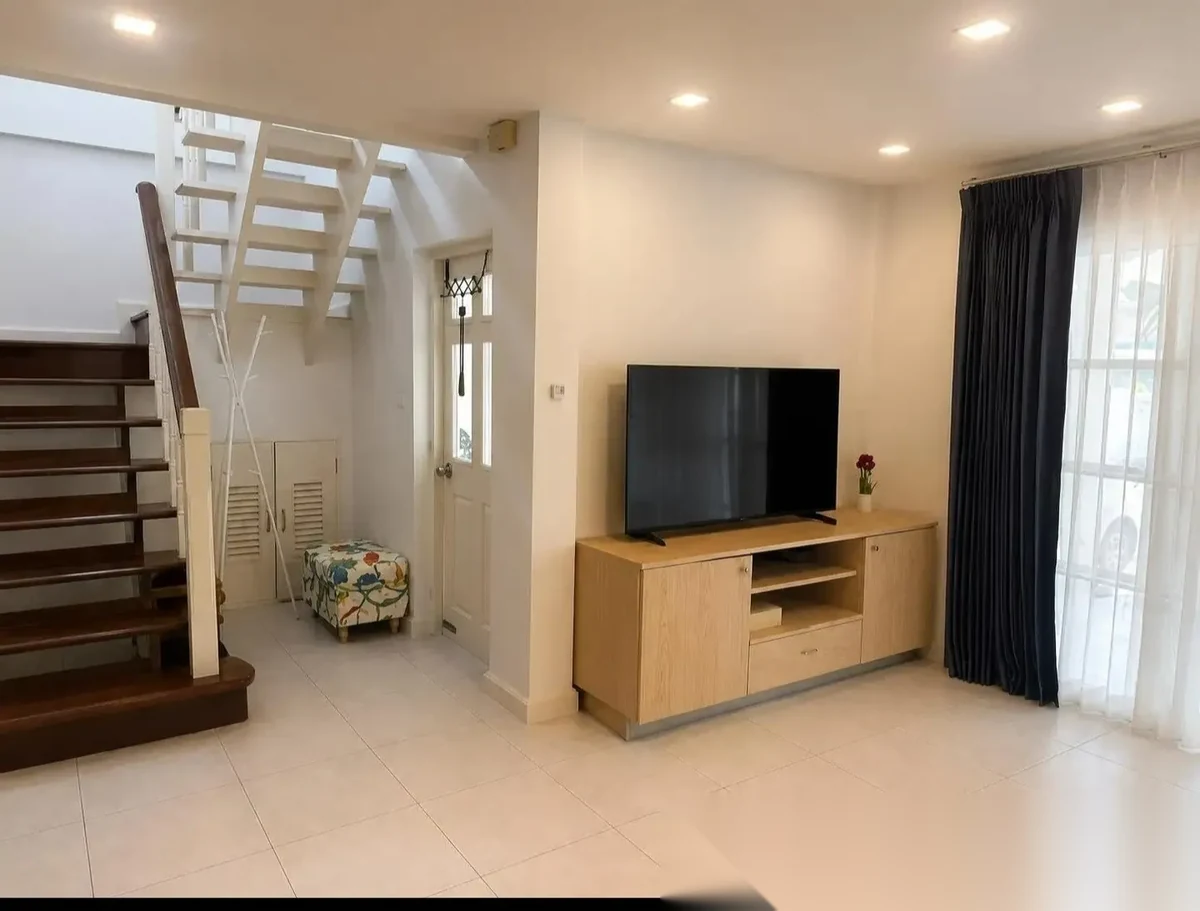 3 Bedroom House for rent at Land and Houses Park complex · Chalong · Garden View — photo 5