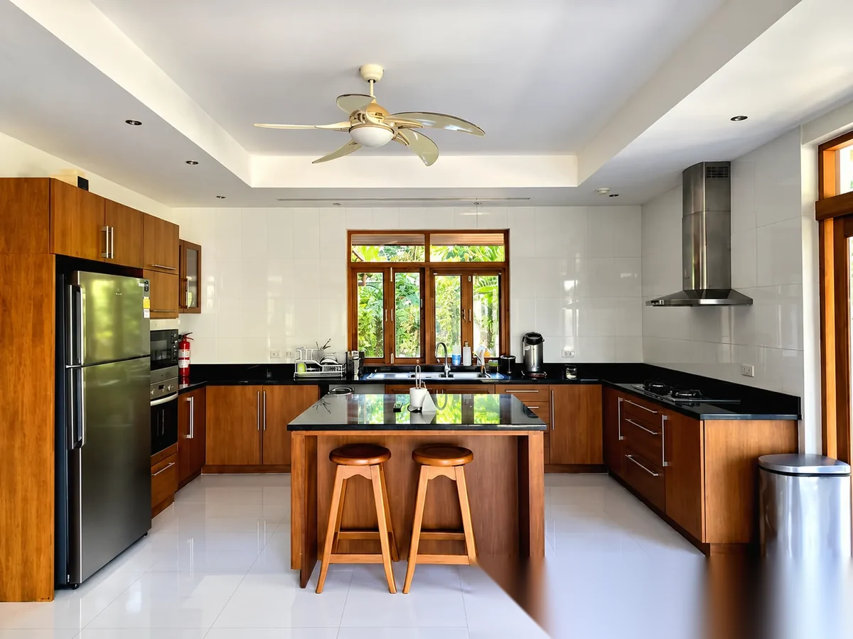 5 Bedroom House for sale at Baan Prangthong complex · Wichit · Pool View — photo 4