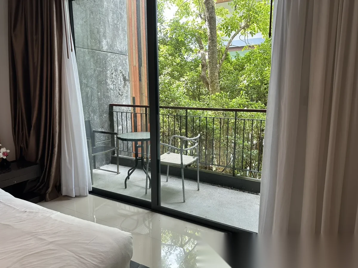 Studio Apartment for sale at The Emerald Terrace complex · Patong · Garden View — photo 2