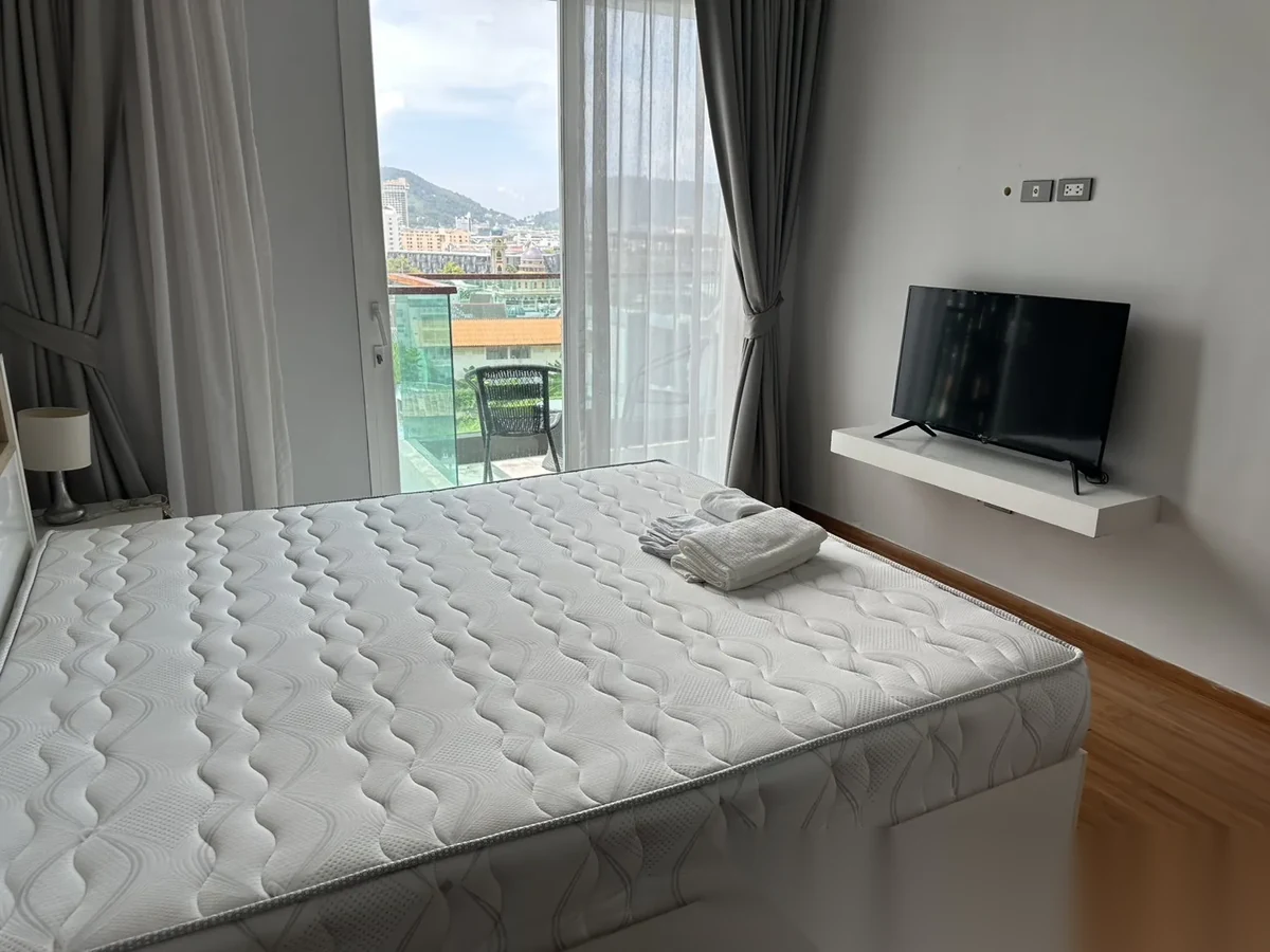 Апартаменты 1BR в ЖК The Emerald Terrace · Патонг · Частичный вид на море — фото 6