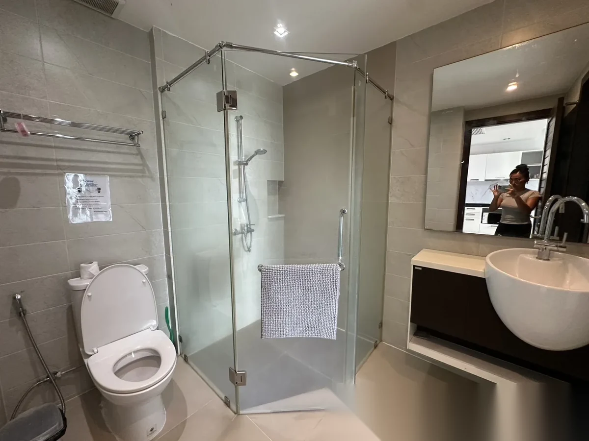 Апартаменты 1BR в ЖК The Emerald Terrace · Патонг · Частичный вид на море — фото 19