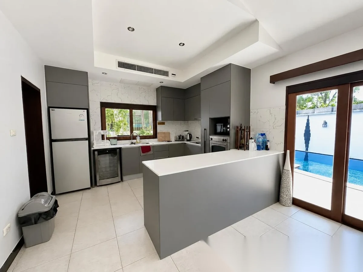 4 Bedroom Villa for sale at Loch Palm Golf Club complex · Kathu · Pool View — photo 5