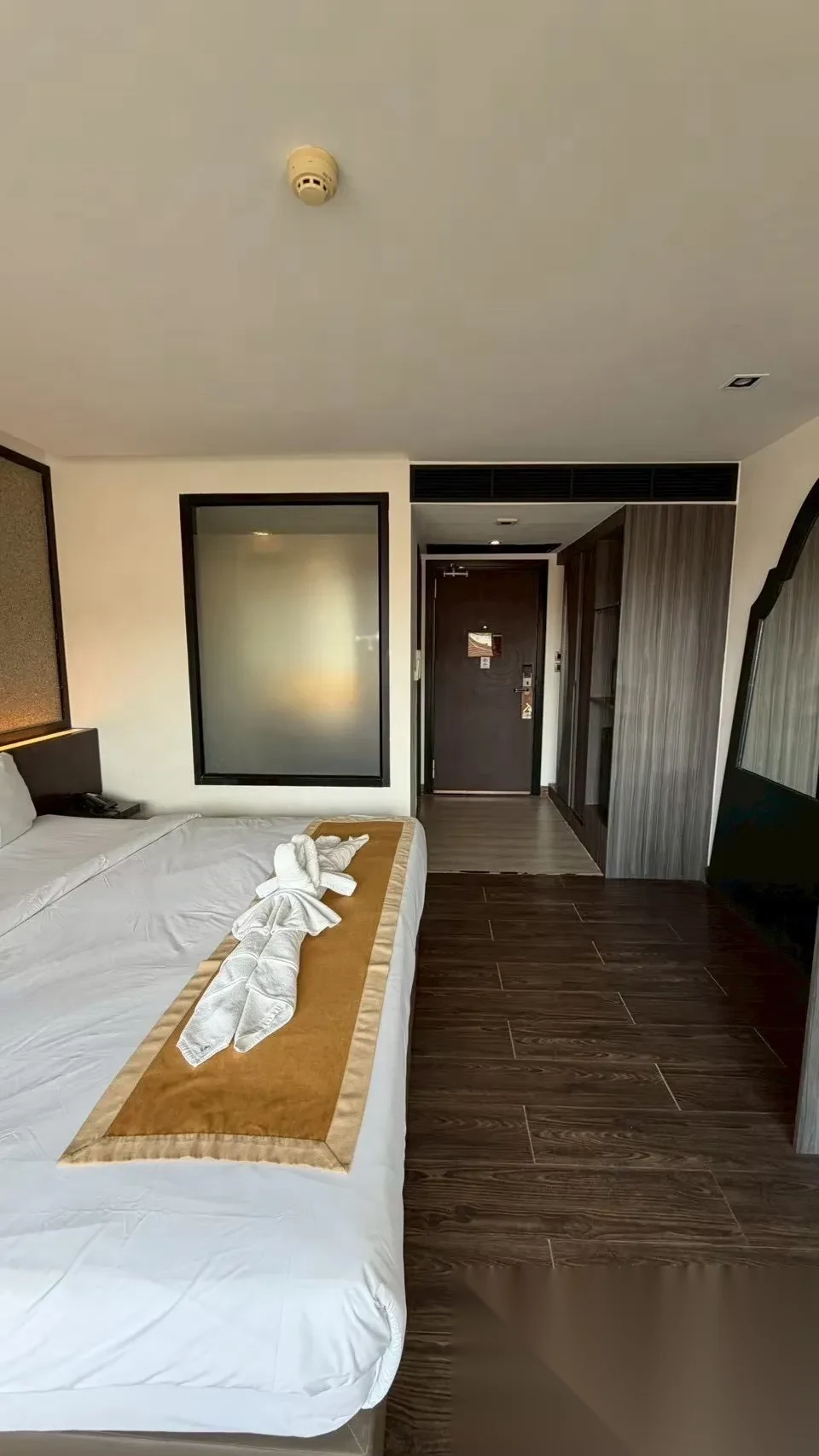Studio Apartment for rent at The Beach Boutique House Kata complex · Karon · Pool View — photo 8