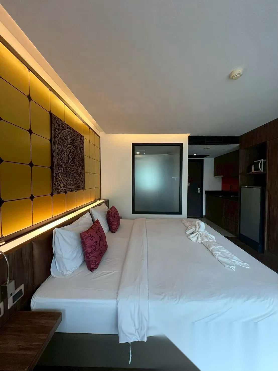 Studio Apartment for rent at The Beach Boutique House Kata complex · Karon — photo 4