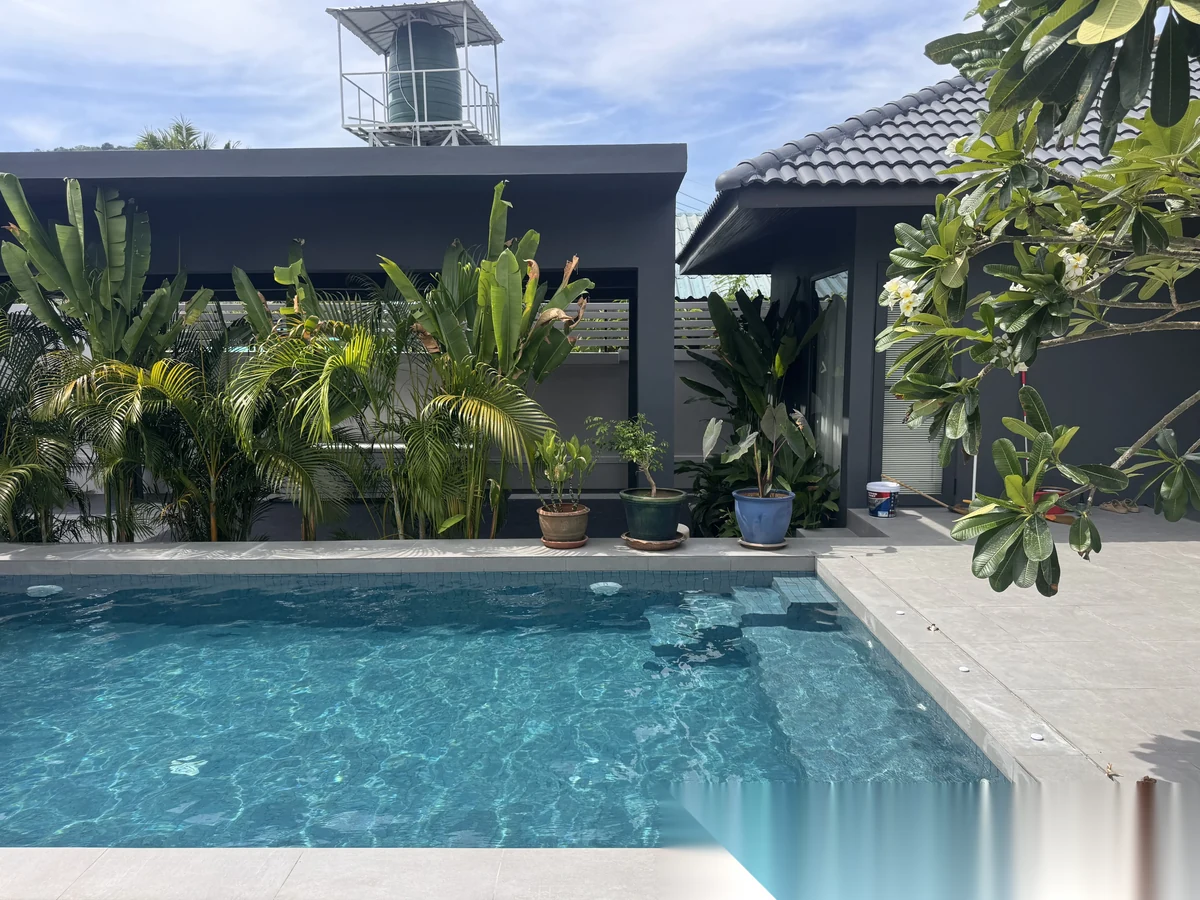 4 Bedroom Villa for sale · Pool View — photo 6