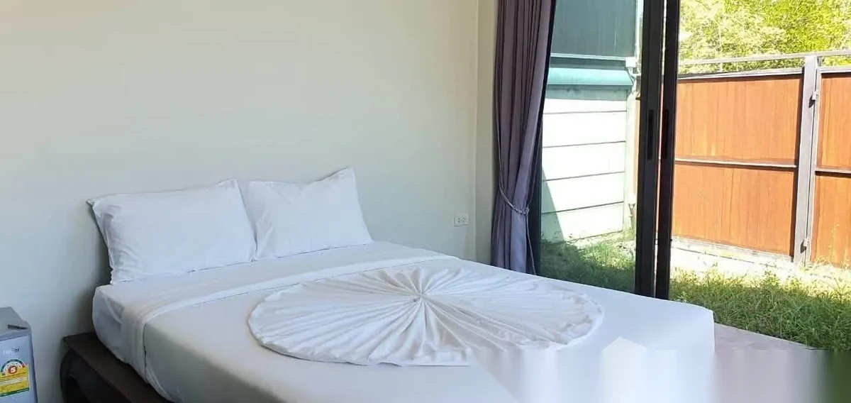 3 Bedroom Villa for rent at single-storey villa in Pakhlok, Thalang District, Phuket complex · Pa Khlok · Lake View — photo 4