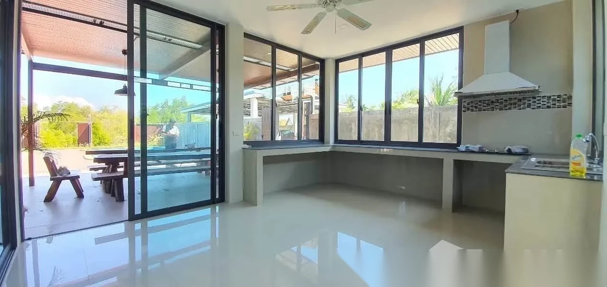 3 Bedroom Villa for rent at single-storey villa in Pakhlok, Thalang District, Phuket complex · Pa Khlok · Lake View — photo 7