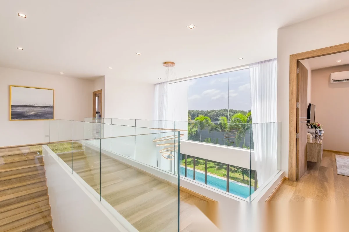 3 Bedroom Villa for sale at Zenithy Pool Villa complex · Si Sunthon · Pool View — photo 3