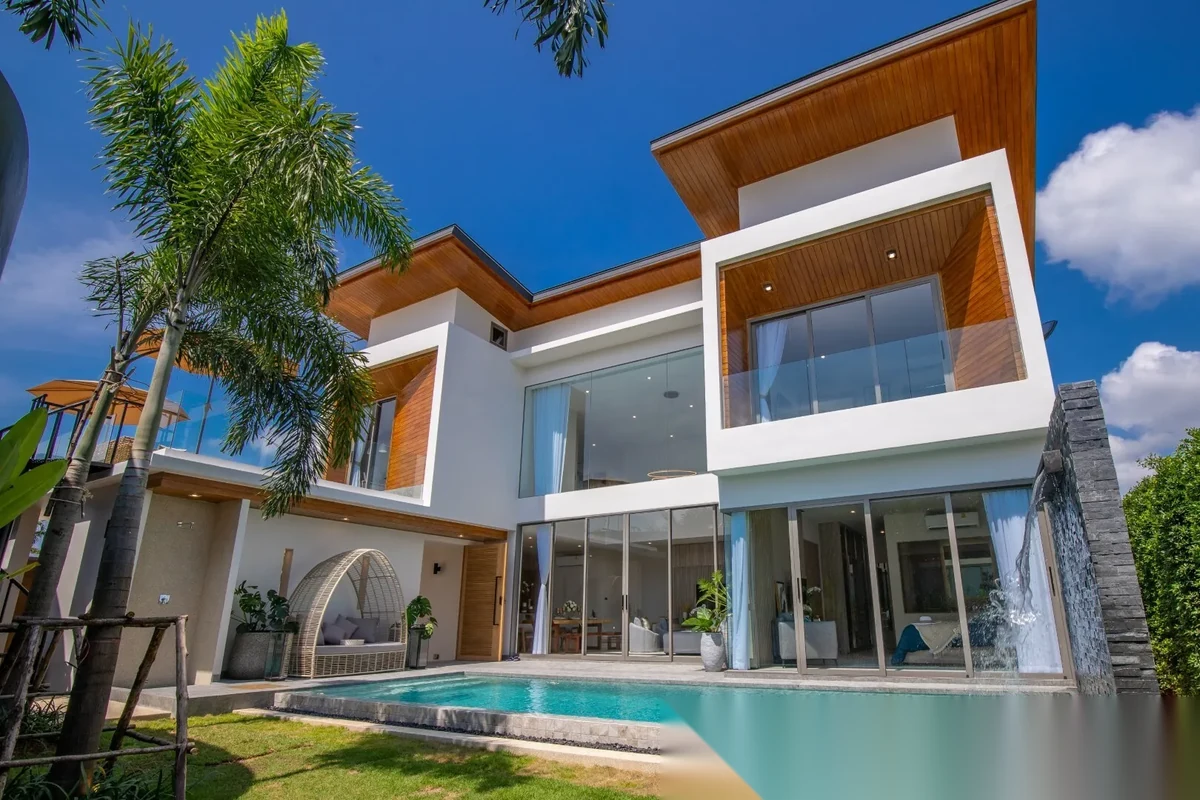 3 Bedroom Villa for sale at Zenithy Pool Villa complex · Si Sunthon · Pool View — photo 14