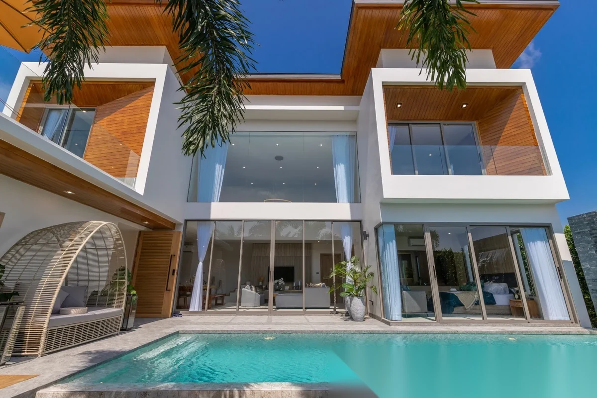3 Bedroom Villa for sale at Zenithy Pool Villa complex · Si Sunthon · Pool View — photo 16