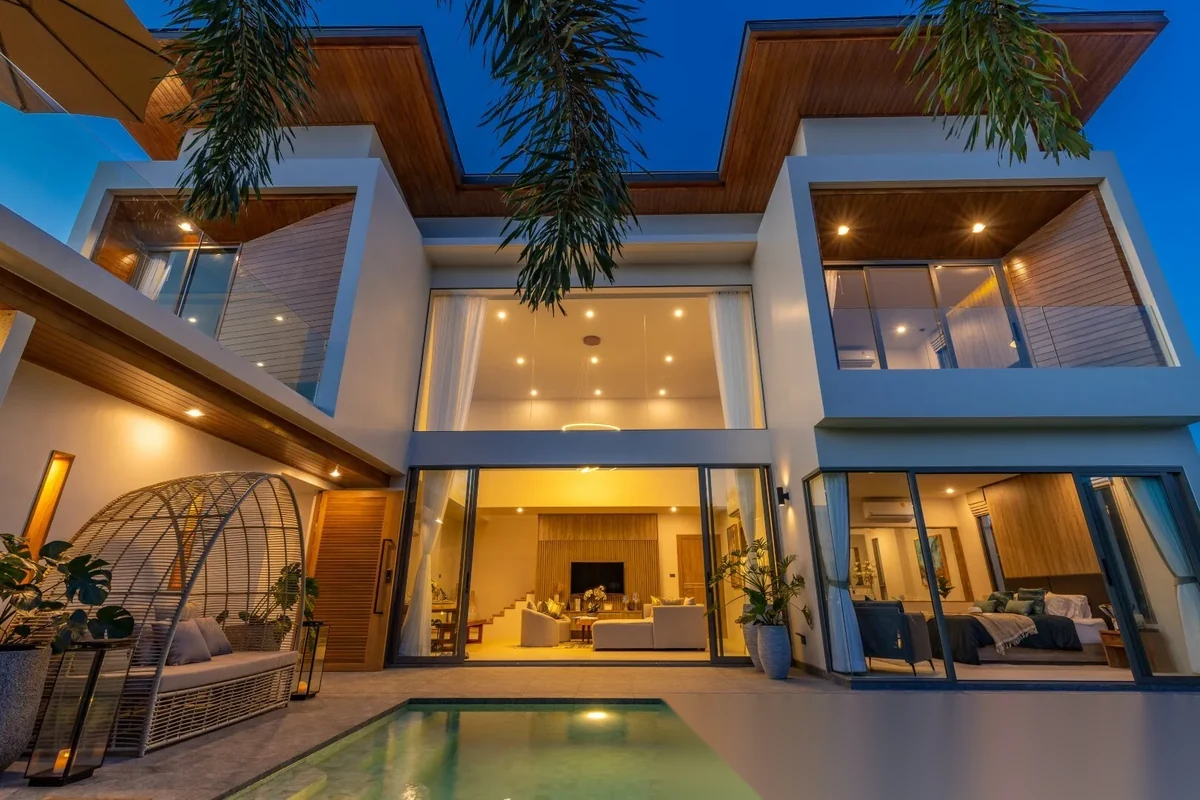 3 Bedroom Villa for sale at Zenithy Pool Villa complex · Si Sunthon · Pool View — photo 17