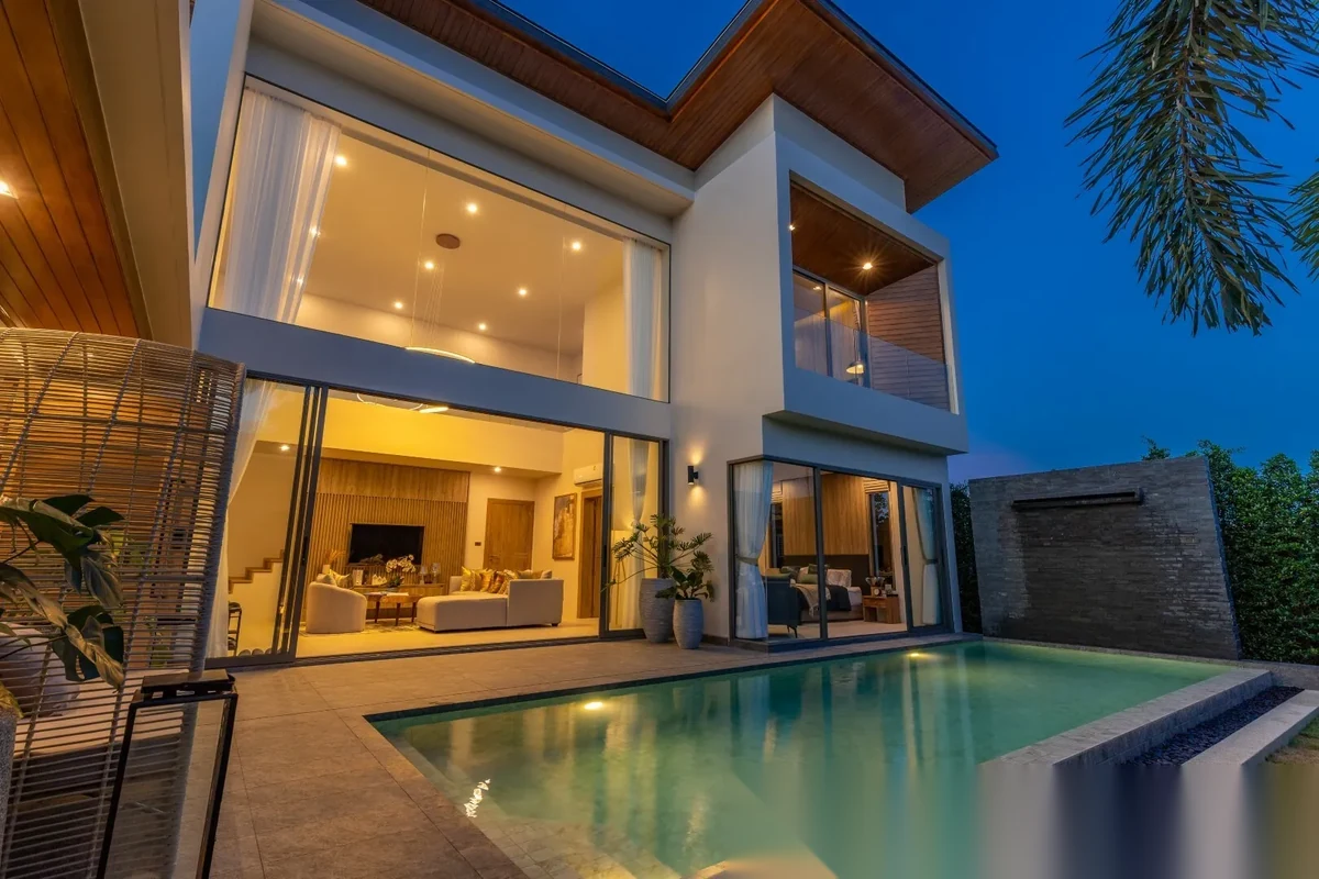 3 Bedroom Villa for sale at Zenithy Pool Villa complex · Si Sunthon · Pool View — photo 18