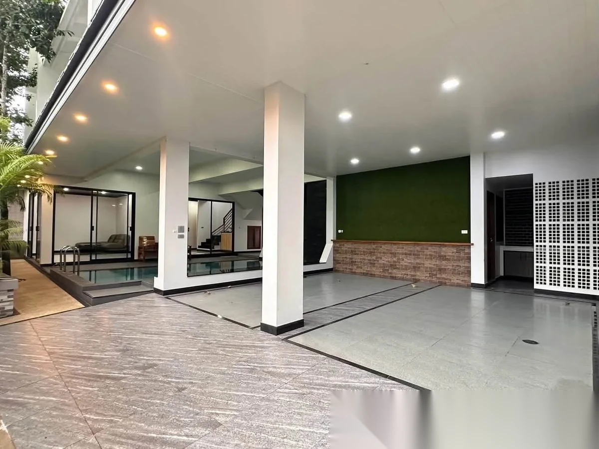 3 Bedroom Villa for rent · Thep Krasattri · Garden View — photo 5