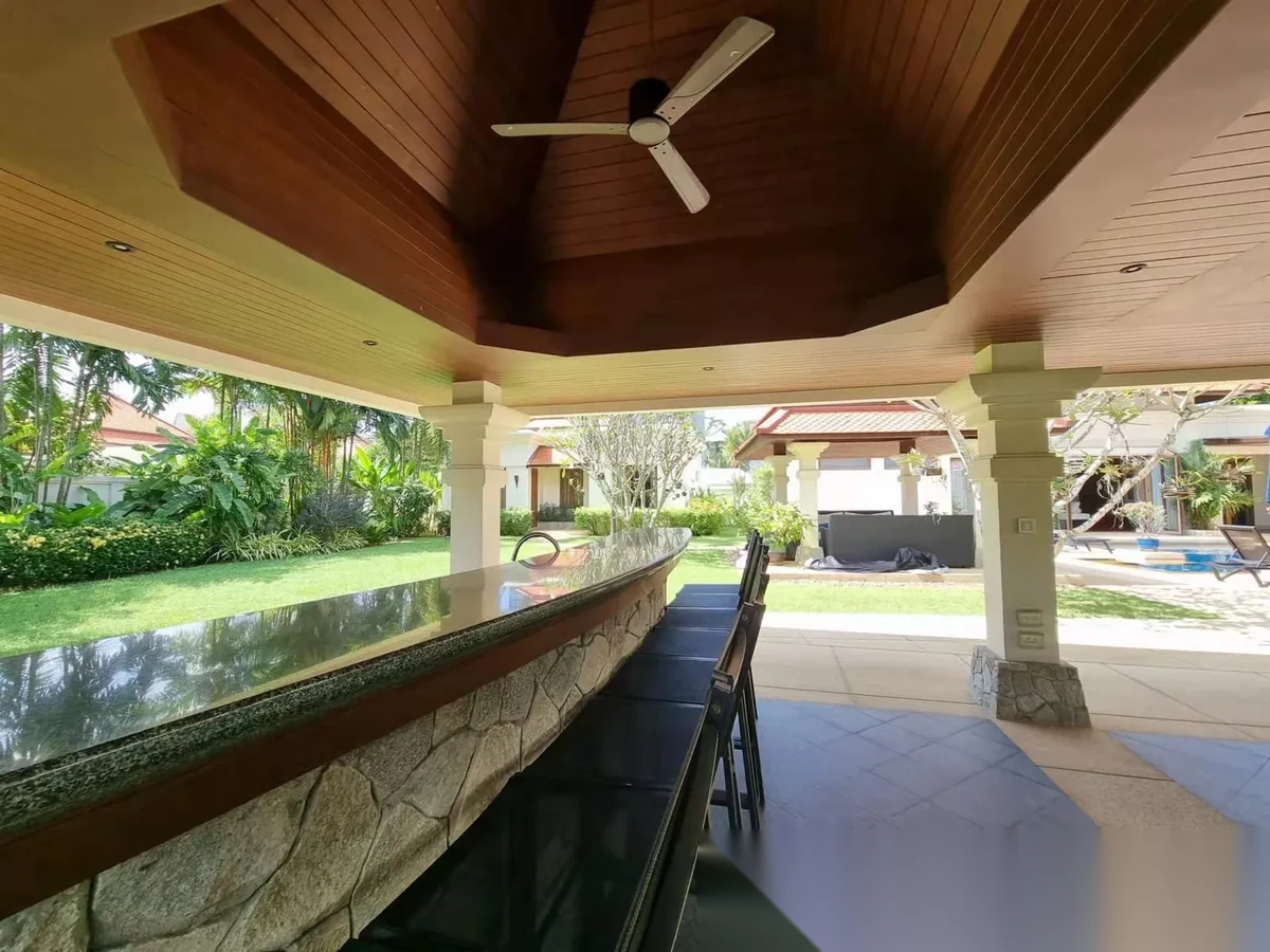 5 Bedroom Villa for rent at Sai Taan Villas complex · Choeng Thale — photo 11