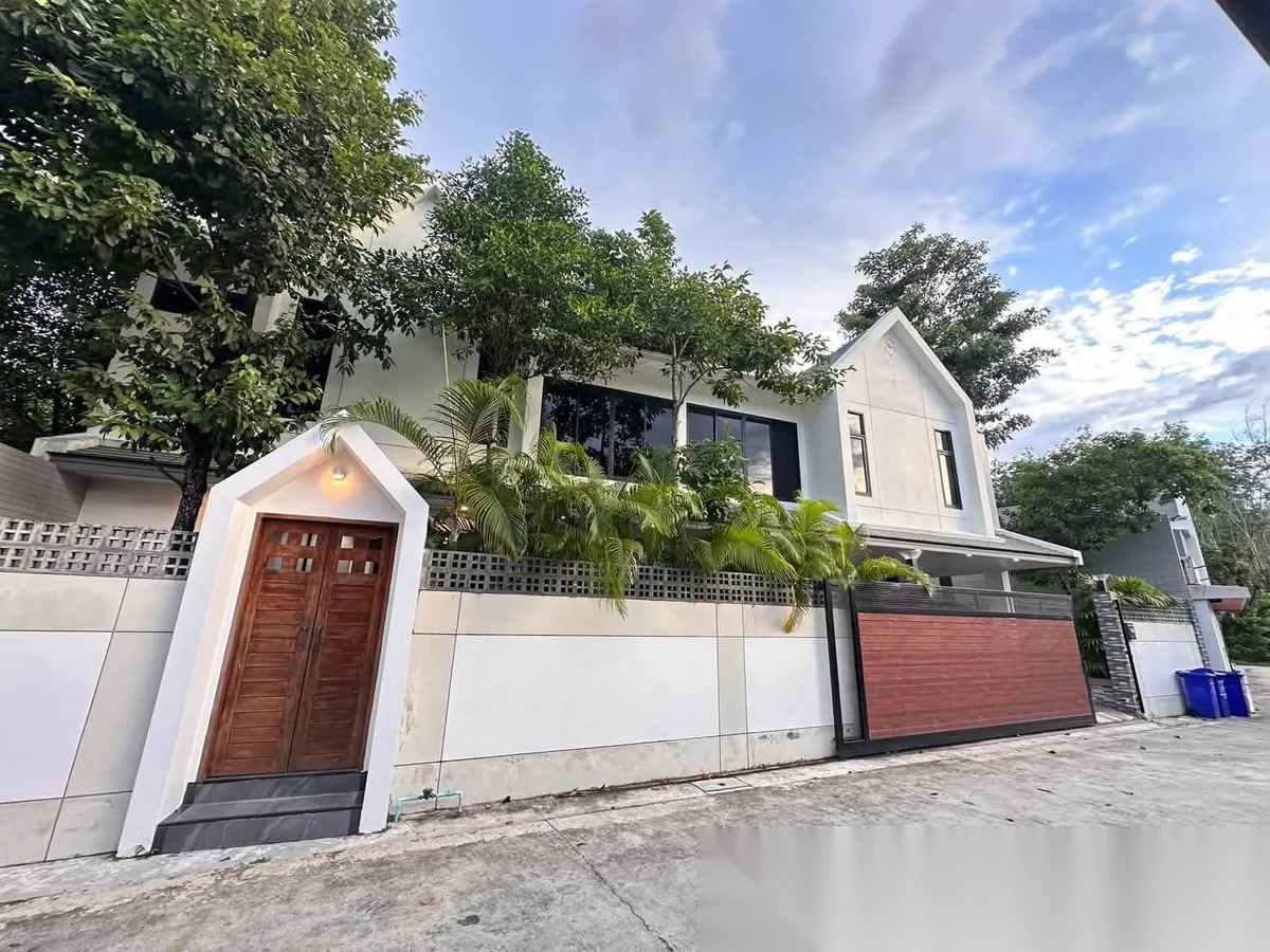 3 Bedroom Villa for rent · Thep Krasattri · Pool View — photo 2