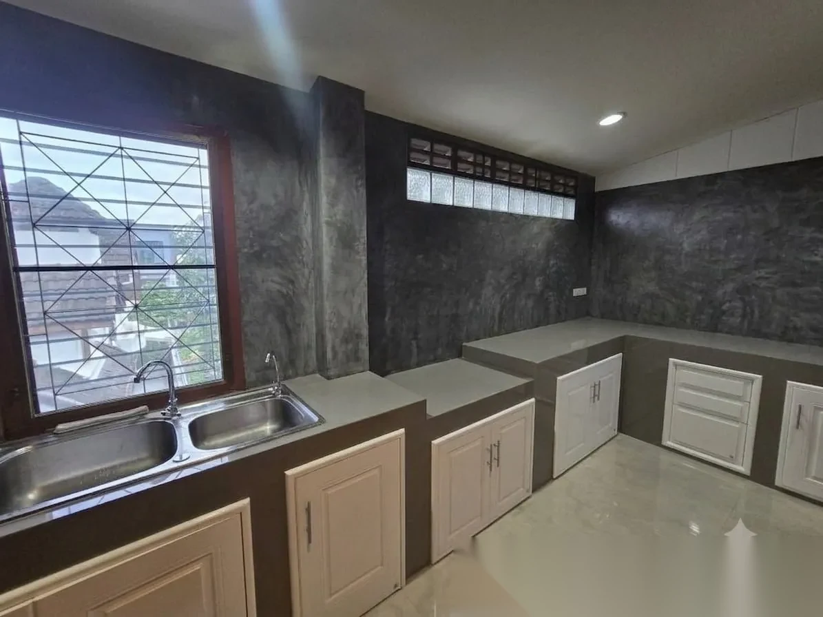 4 Bedroom House for sale · Garden View — photo 9