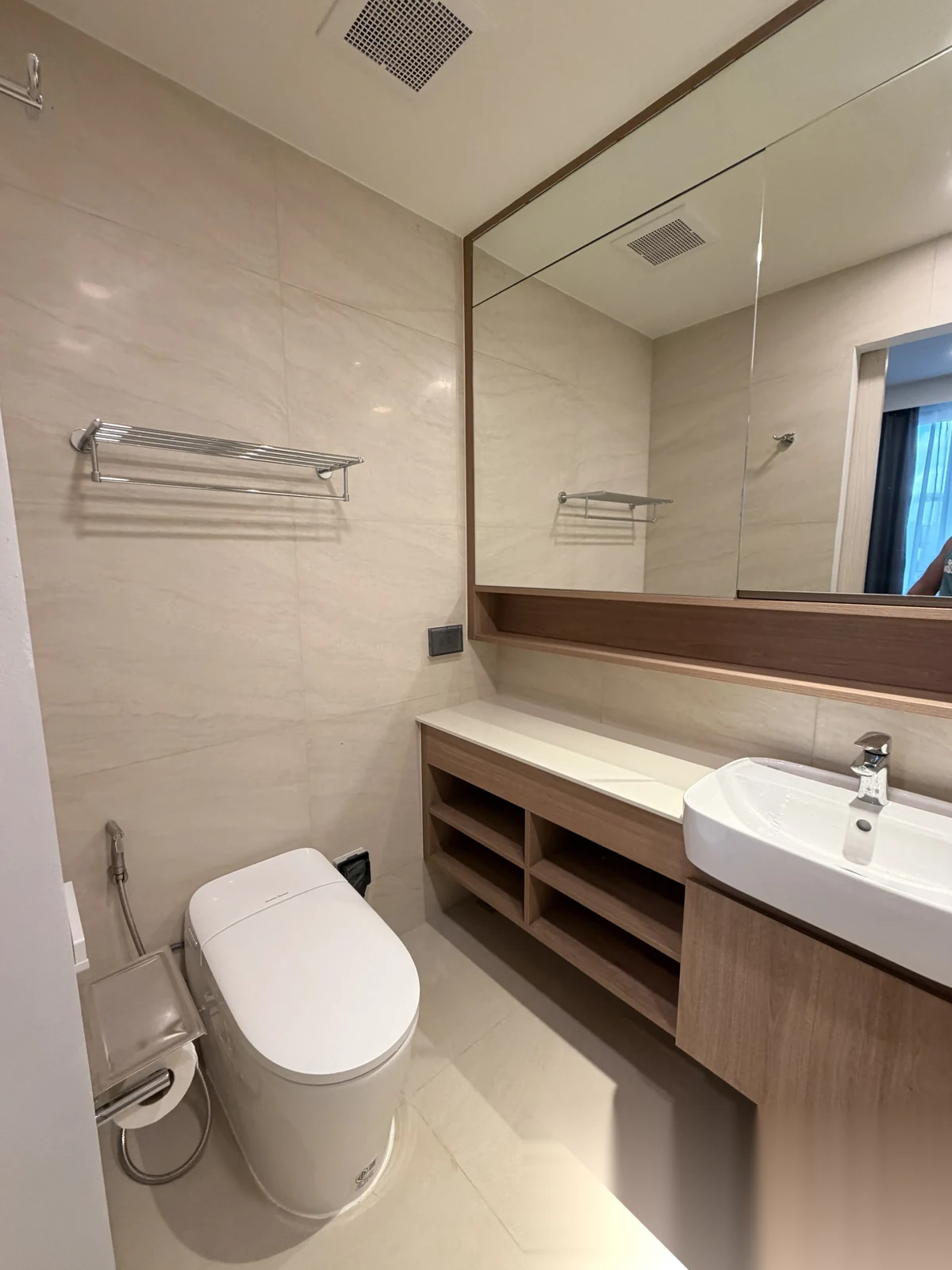 2 Bedroom Apartment for sale at Skypark Celeste Laguna complex · Choeng Thale — photo 7